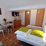 Homestay szállás Goscinne Akacja Resko