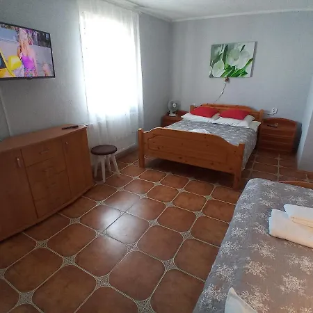 Goscinne Akacja Resko 3*