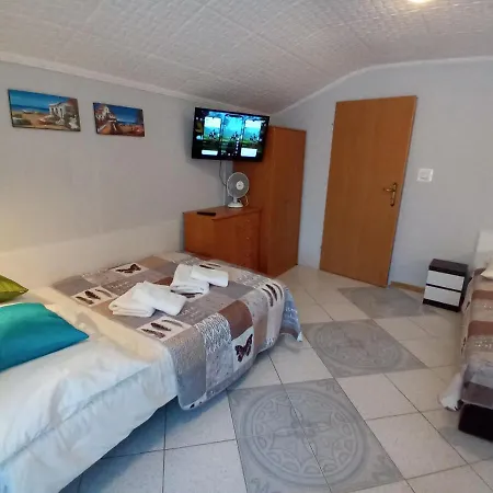 Alloggio in famiglia Goscinne Akacja Resko