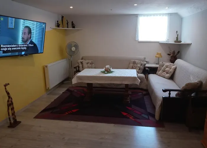 Goscinne Akacja Resko 홈스테이 *