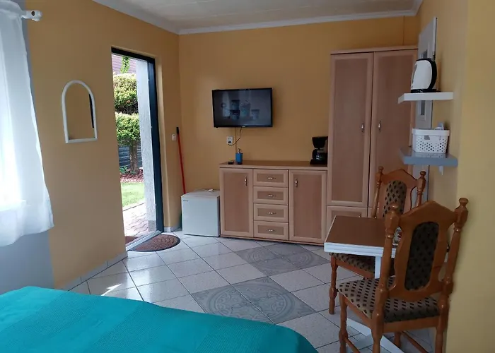 Goscinne Akacja Resko *