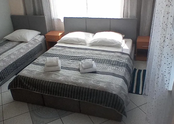 Goscinne Akacja Resko 홈스테이 *