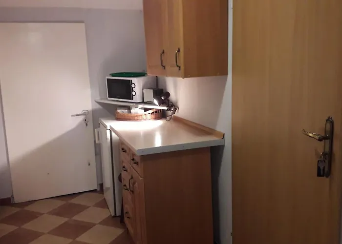 Goscinne Akacja Resko Privat bolig Dźwirzyno